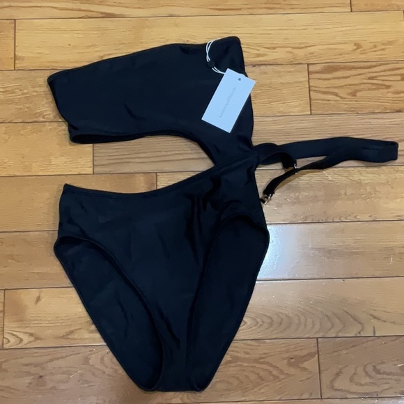 Lovers and Friends American Girl One Piece, Size: XS - Picture 4 of 7